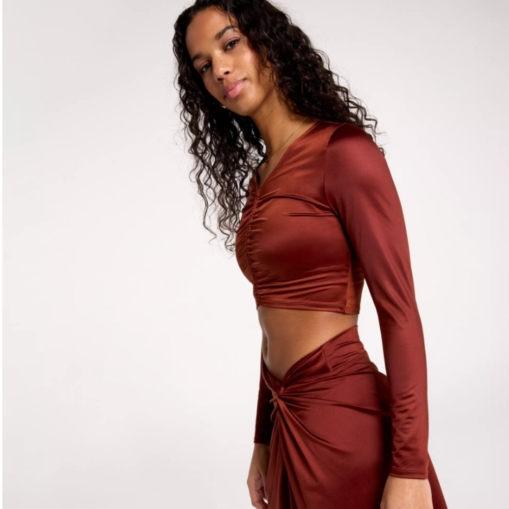 CALIA Long Sleeve Ruched Swim Rashguard - Picture 6 of 8